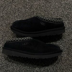 Kids UGG Black Suede Slippers